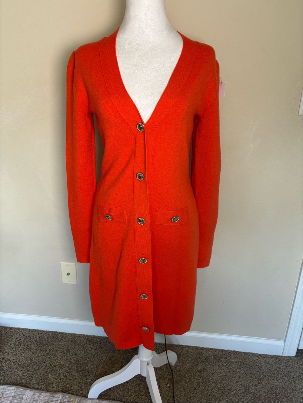 Ann Taylor Orange Solid Knit Sweater Dress XS V-Neck Long Sleeve Button Pockets